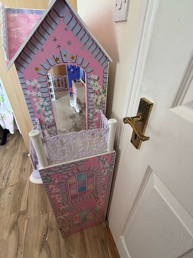 Doll house