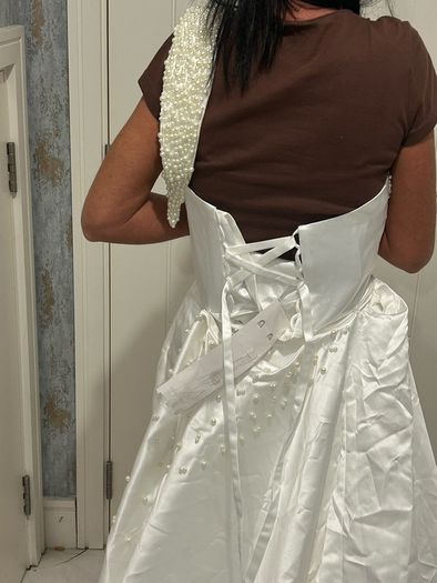 wedding dress or after dress