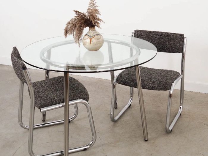 Round Glass Dining Table