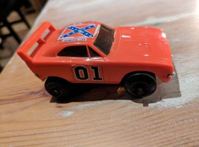 General Lee rev up stunt car