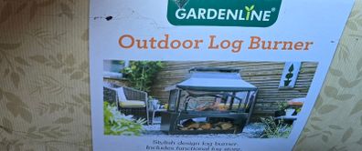 Outdoor log fire