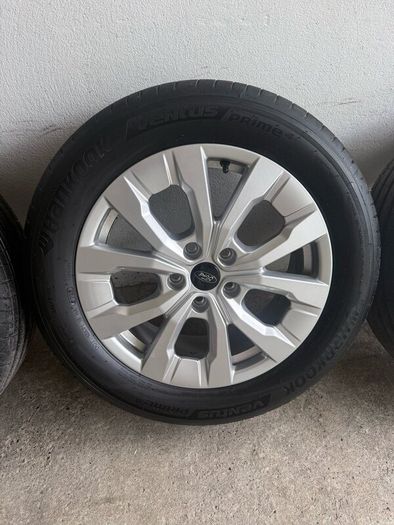 Brand new 17 inch genuine ford and vw alloys