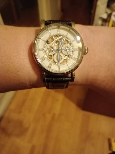Services Watches.