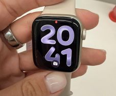 Apple Watch Series 7 - 41mm