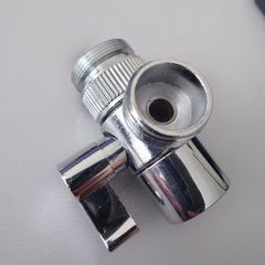 Tap diverter