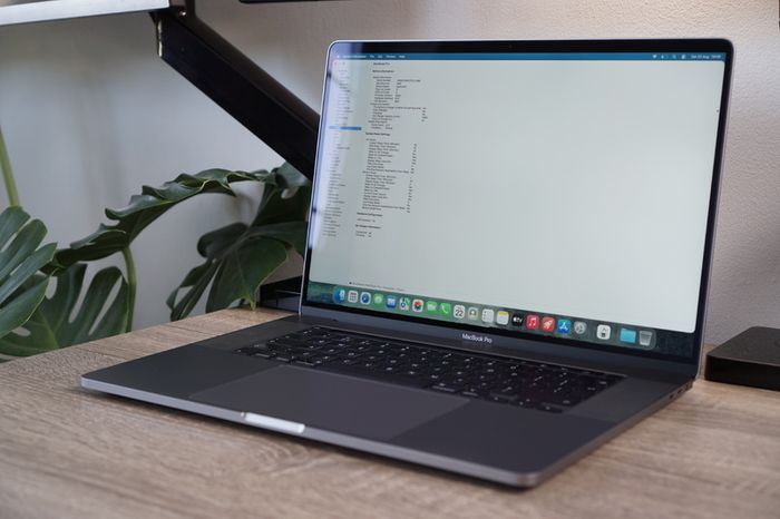 MacBook Pro 16" 2019  32GB | 1TB | i7-9750H | Radeon Pro 5300M 4GB