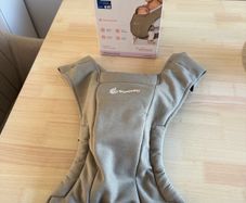 Ergobaby Embrace