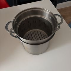 Stockpot with Steamer