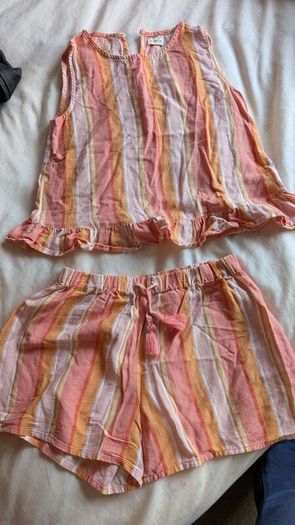 Bundle of clothes age 10 or XS
