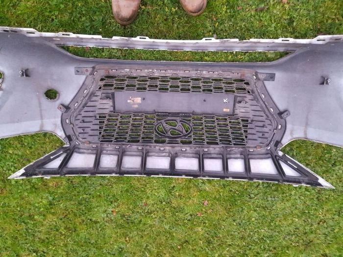 Genuine Hyundai i30 Front Bumper & Grill