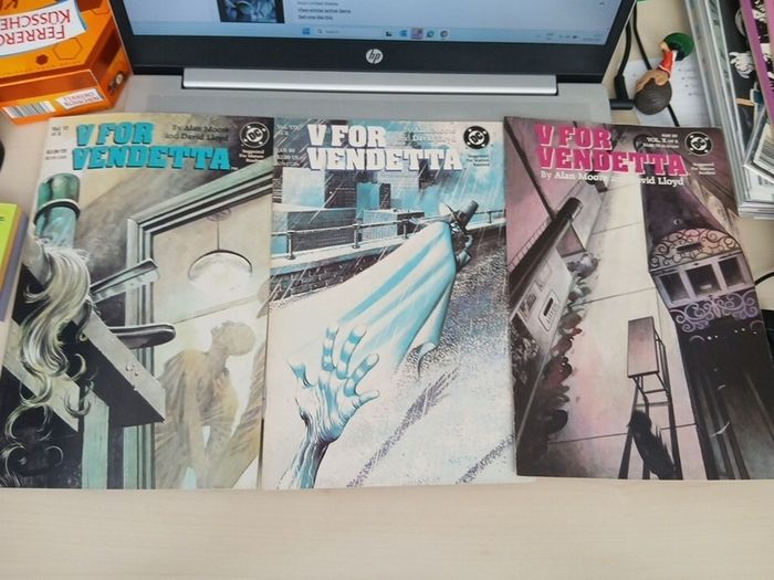 V for Vendetta x 5