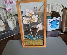Flower diorama