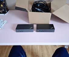 desk stations for computer srcreen