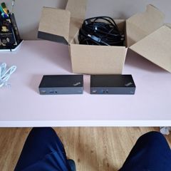 desk stations for computer srcreen