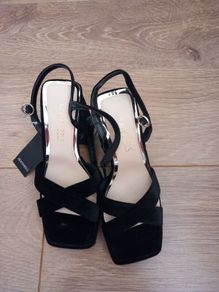 Ladies Sandals