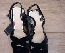Ladies Sandals