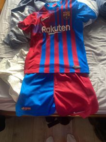 barcelona jersey medium kids