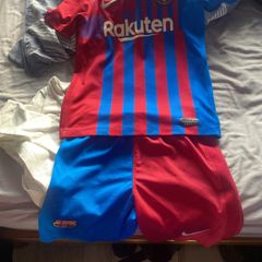 barcelona jersey medium kids