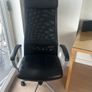 Office chair and Table Image 7