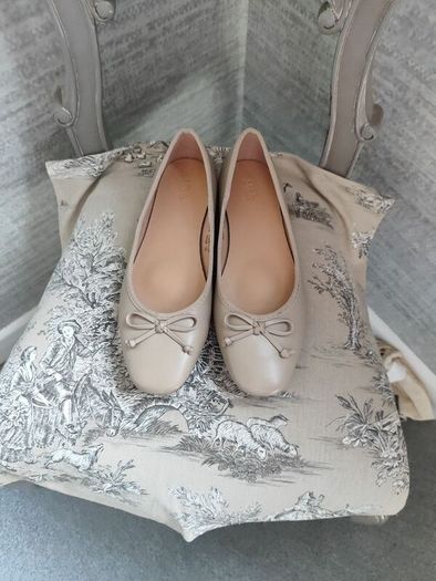 Ladies shoes Pumps 5.5