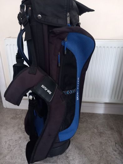 Top flite Golf bag with stand.