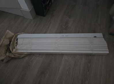 Wooden venetian blind