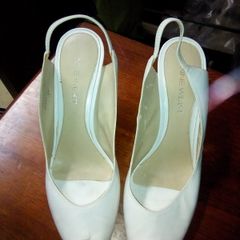 Nine West slingbacks, size 7W