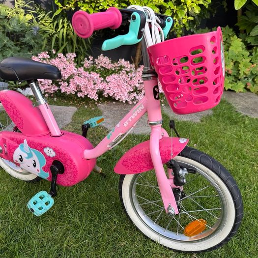 Kids 14" Bike Unicorn 3-5 year old - Stabilizers - Great condition
