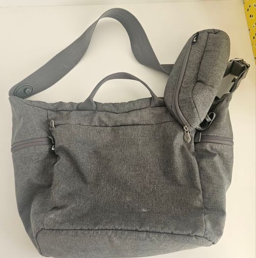 Doona All-Day Changing Bag & Matching Insulated Bottle Holder in Grey