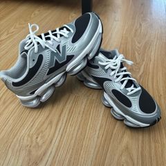 New Balance Abzorb 2000 - size 7.5