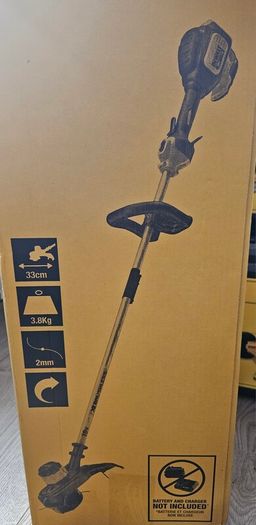 DeWalt DCM561P1S 18V XR Split Shaft String Grass Strimmer Kit