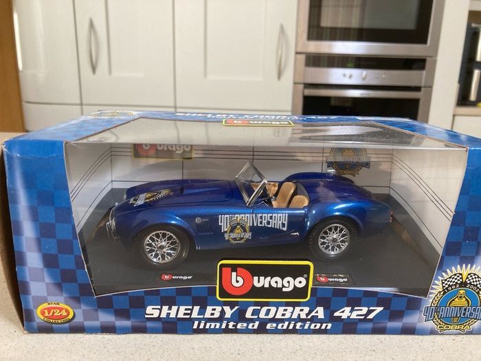 Shelby Cobra 427 40 Years anniversary scale 1/24 Burago