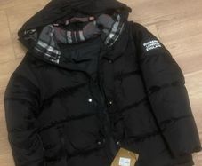 Black Burberry Lockwood
