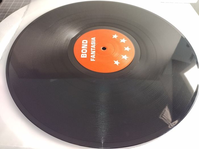 Bond - Fantasia - Euro Records - Seriously UNDER-RATED Cosmic Baby cover, Late 90s Trance GEM Banger!! Unplayed - MINT!