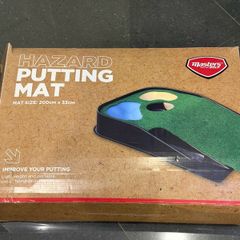Masters Hazard Putting Mat