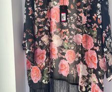 Mandi Floral tassel top new
