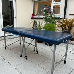 Fold Up Massage / Beauty Bed