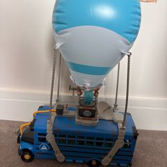 Fortnite Battle Bus