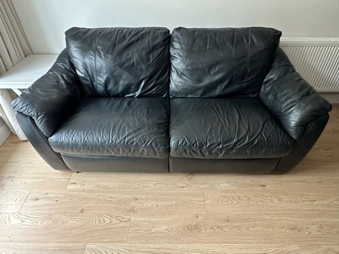 3 seater black leather sofa