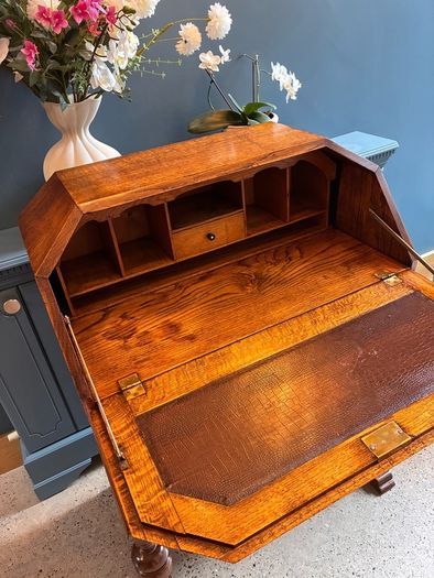 1920's Oak Bureau