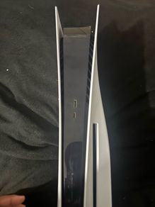 PS5 Disc Edition Excellent Condition Great Gaming DealPrice negotiable