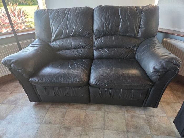 Leather 2 Seator Reclining Couch and 2 Armchairs