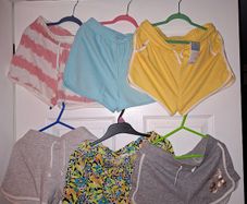 Bundle of shorts, size 8-10 yo