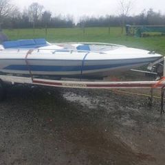 Glastron GX150 Classic Speedboat