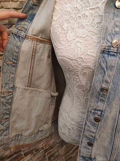 Denim Sleeveless jacket 80s 90s style on trend  size 12 Postage included