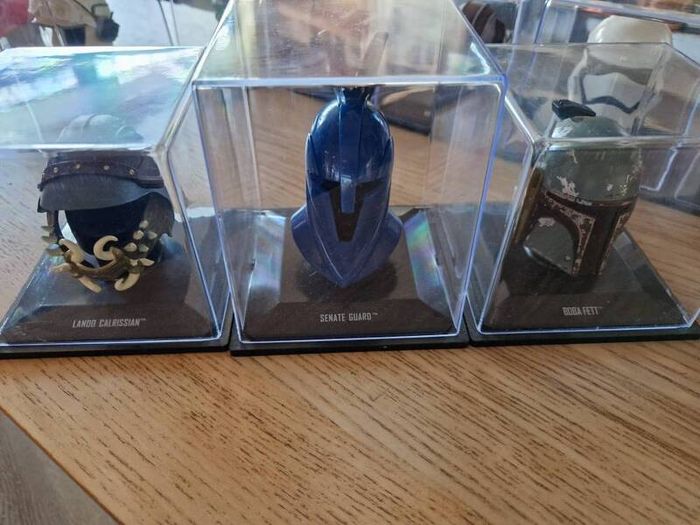43 Star Wars DeAgostini Helmet collection