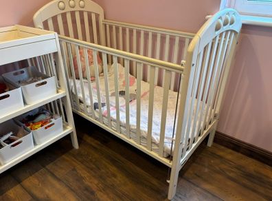 White Wooden Cot