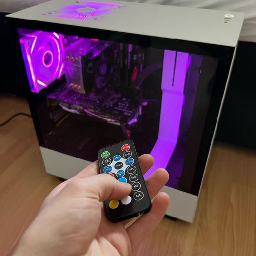 Gaming Pc + Monitor, Keyboard & Mouse