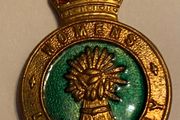 militaria:Original WW2 Womens Land Army Badge