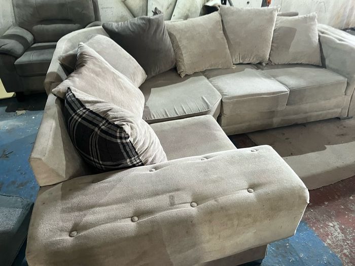 Grey corner Verona sofa couch